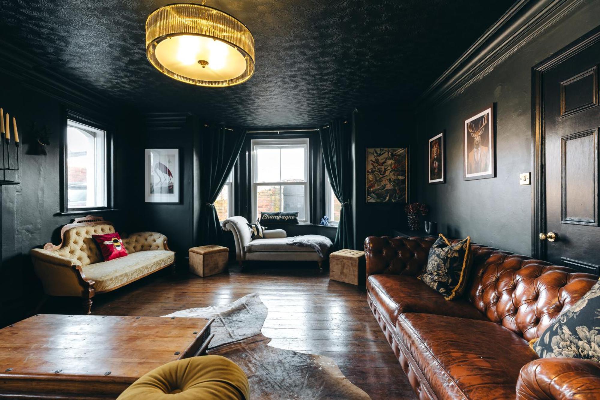 House With A Cinema And Games Room, Sleeps 17 Shrewsbury Ngoại thất bức ảnh